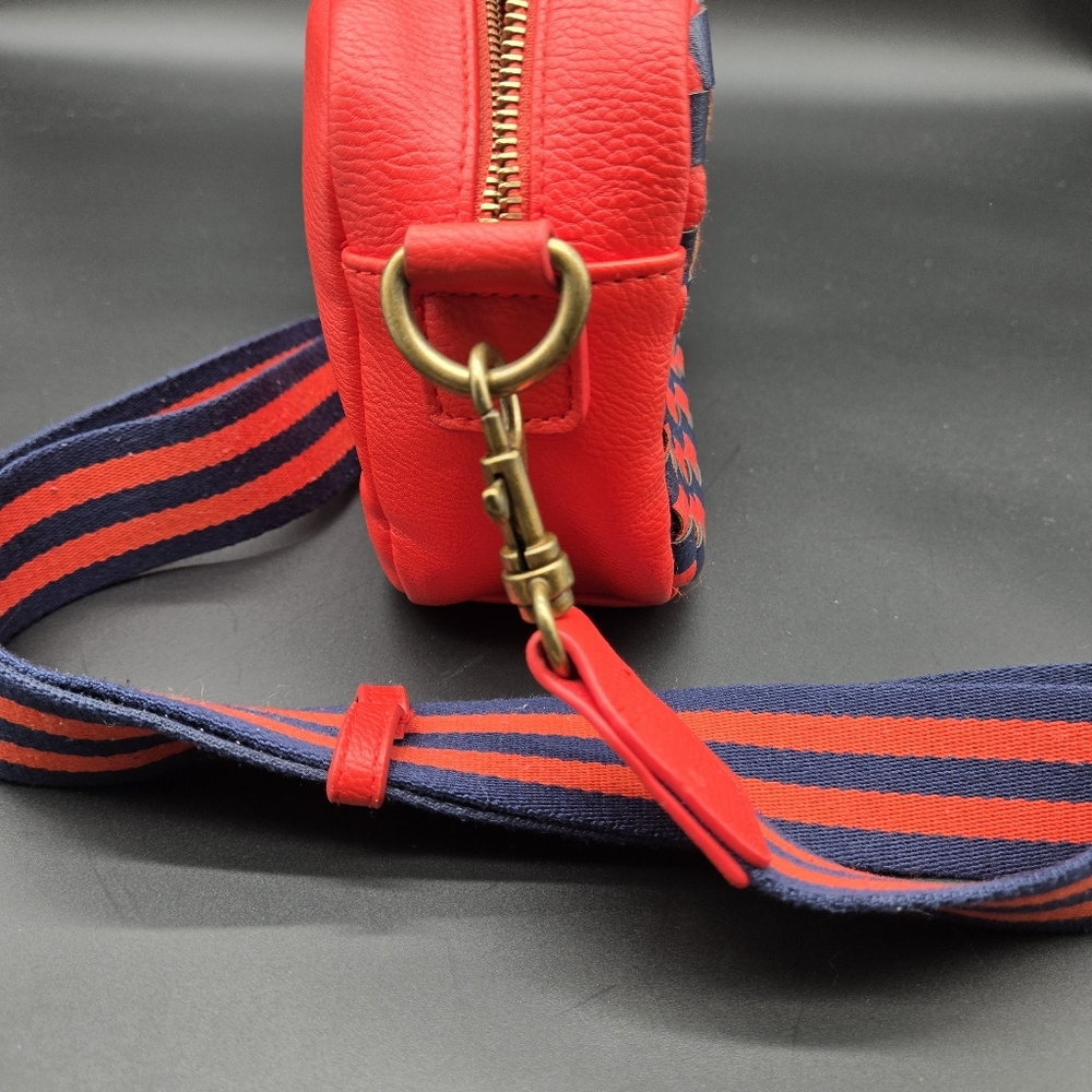 Universal Thread Red & Navy Woven Crossbody Bag - Picture 8 of 9